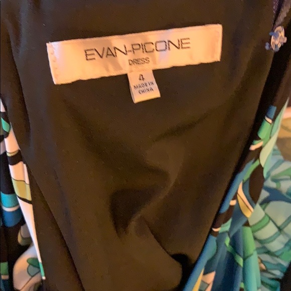 3 dresses! - Picture 14 of 14